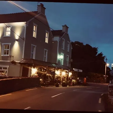 The Anvil Bar Bed & Breakfast 4*