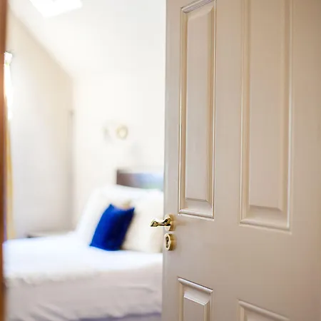 Bed and Breakfast The Anvil Bar