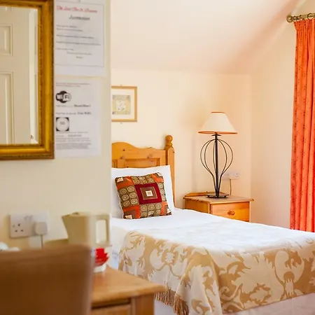 Bed & Breakfast The Anvil Bar Castlemaine