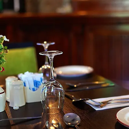 The Anvil Bar 3* Castlemaine