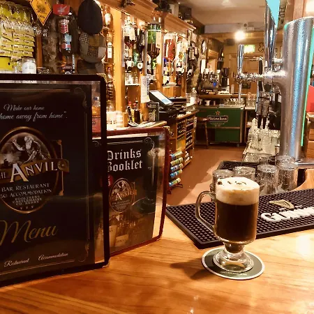 The Anvil Bar 3* Castlemaine