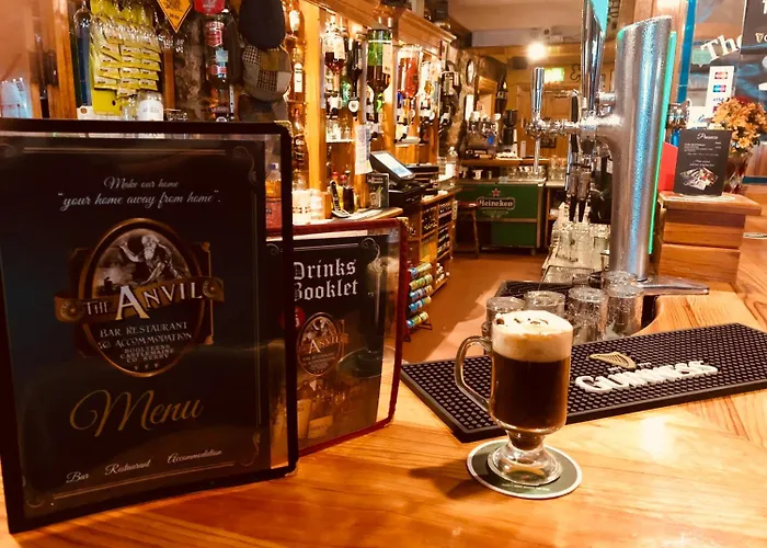 Frühstückspension The Anvil Bar 3*